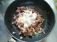 ひき肉チーズ丼2