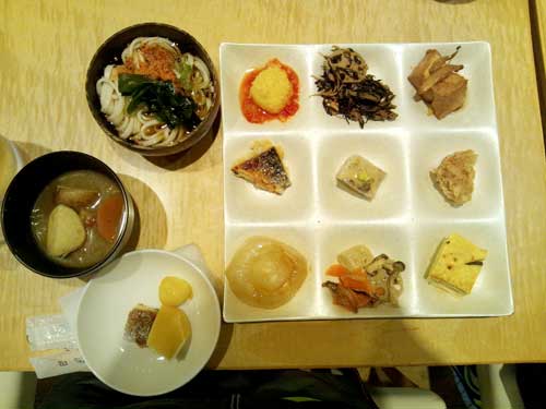 自然食バイキング1