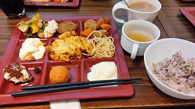 スイーツバイキング１