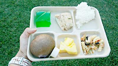 ルアウパーティで食う１