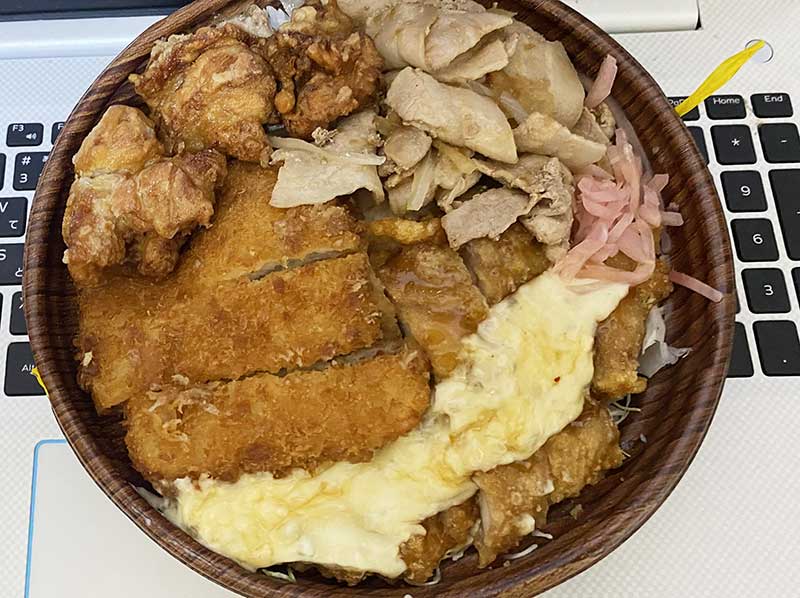 オリジン弁当の巨大なやつ