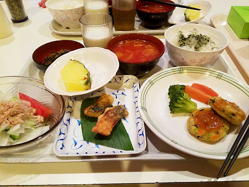 合宿初日の夕食