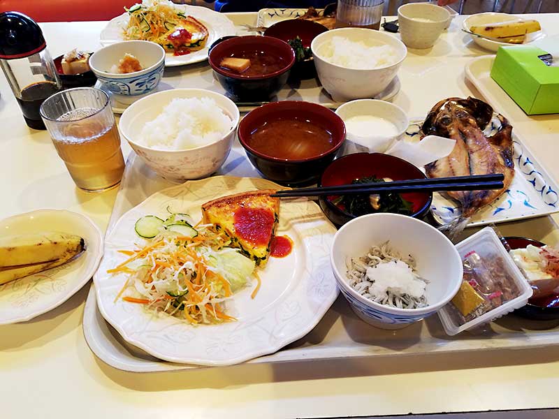 合宿二日目朝食