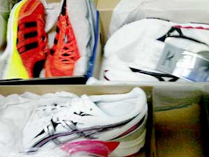 届いた靴開封後