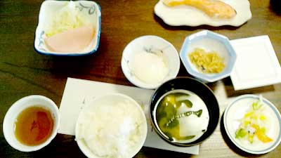 合宿二日目の朝食